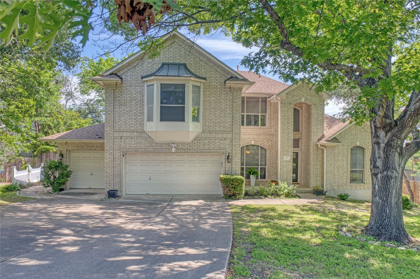 Property Photo:  7201 Breezy Pass Cove  TX 78749 
