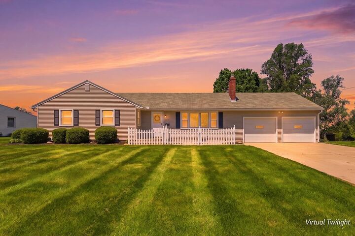 Property Photo:  824 E Bank St  OH 44805 