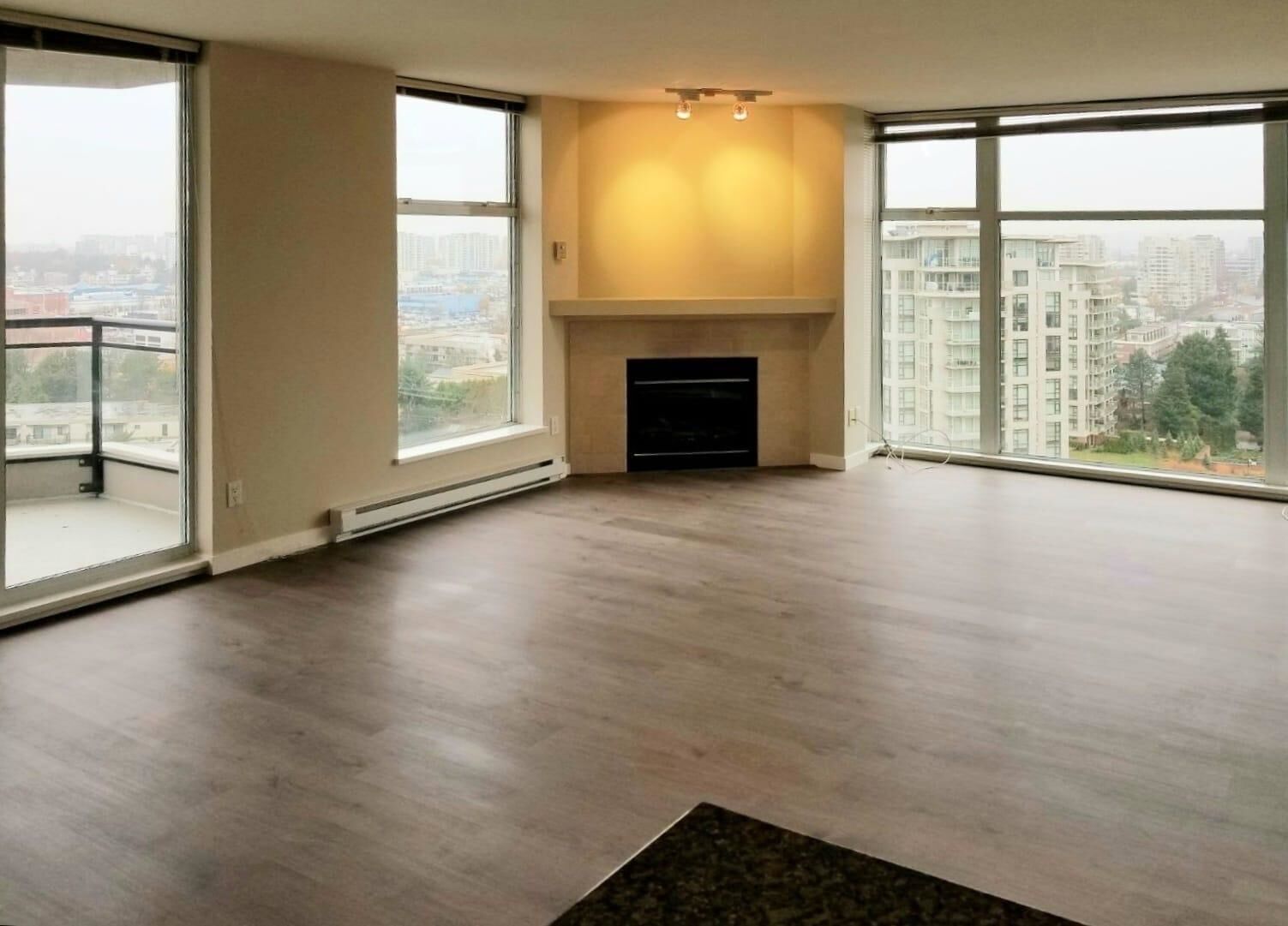 Property Photo: 8460 Granville Avenue 1805 BC V6Y 4E7