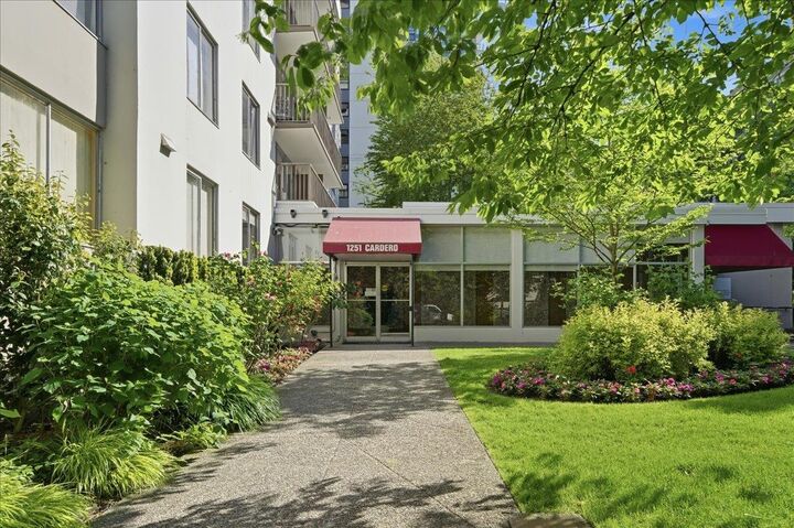 Property Photo: 1251 Cardero Street 802 BC V6G 2H9