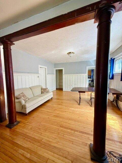 Property Photo:  719 Euclid Avenue 21  NY 13210 
