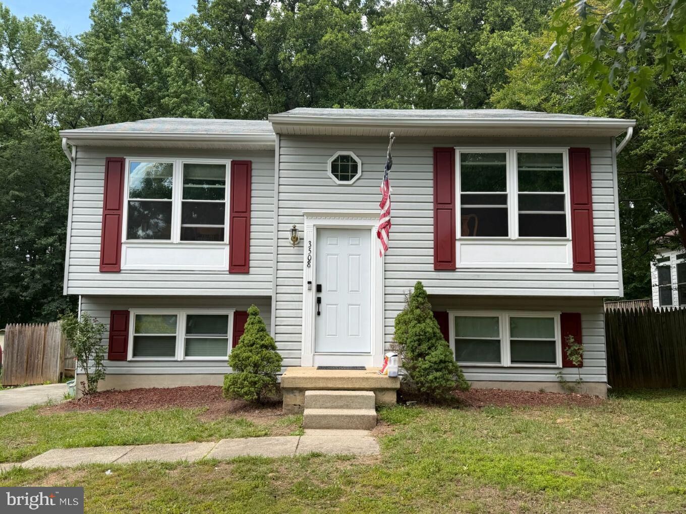 Property Photo:  3508 River Bridge Way  MD 20724 