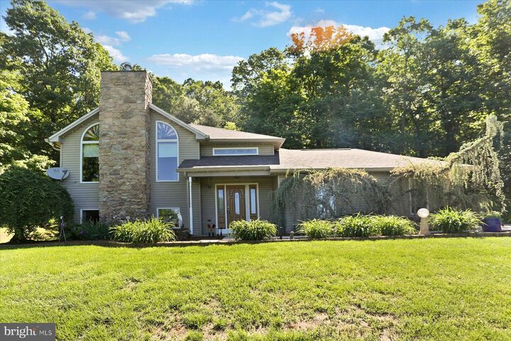 Property Photo:  325 Mountain View Road  PA 17090 