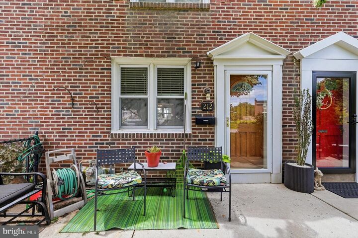 Property Photo:  212 Gramercy Drive  PA 19018 