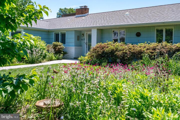 Property Photo:  615 Canal Lane  MD 21409 