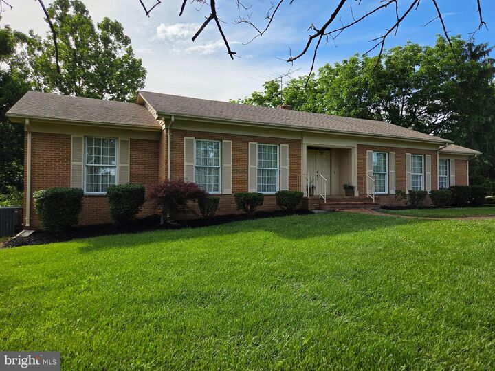 Property Photo: 1611 Apple Pie Ridge Road VA 22603