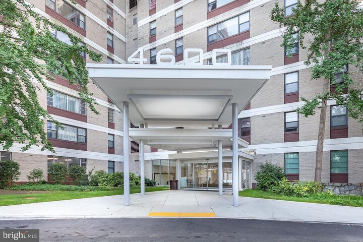 Property Photo:  4600 Duke Street 1102  VA 22304 