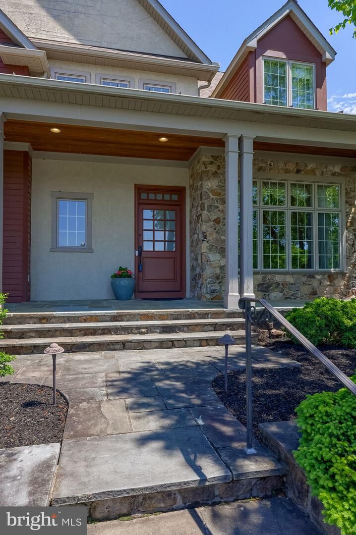 Property Photo:  388 Wheatfield Drive  PA 17543 