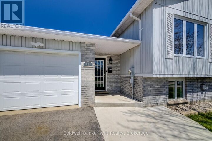 Property Photo:  103 Melissa Crescent  ON N0G 2L3 