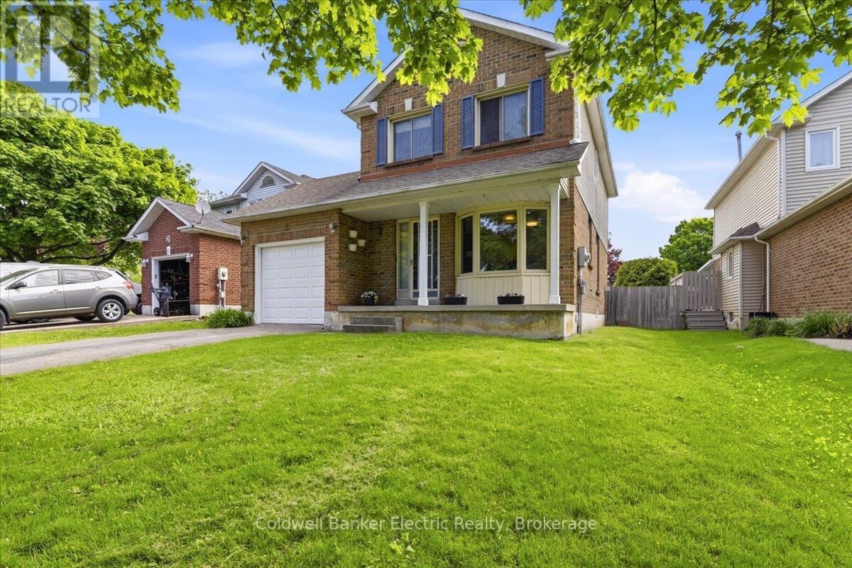 Property Photo:  3 Walbridge Court  ON L1C 4B7 