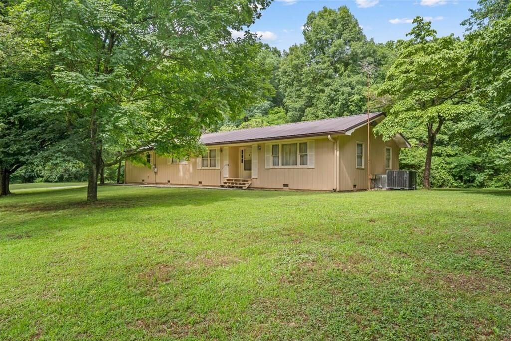Property Photo: 14068 Hwy 225 GA 30711