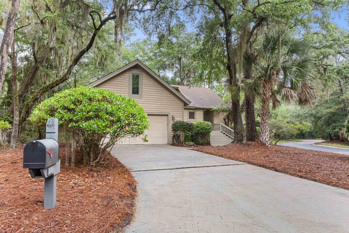 Property Photo:  2711 Old Forest  SC 29455 