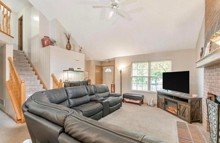 Property Photo: 3150 Berkley Pointe Drive OH 43230