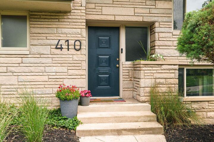 Property Photo:  410 Northview Drive  OH 43209 
