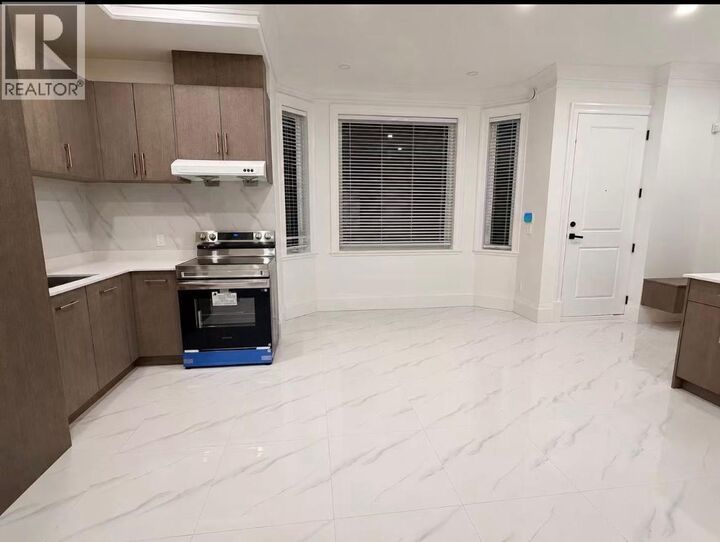 Property Photo:  402 West 24 Street  BC V7M 2W9 