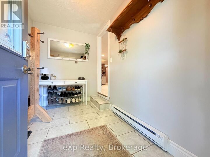 Property Photo:  12 Union Street North  ON N0G 2V0 