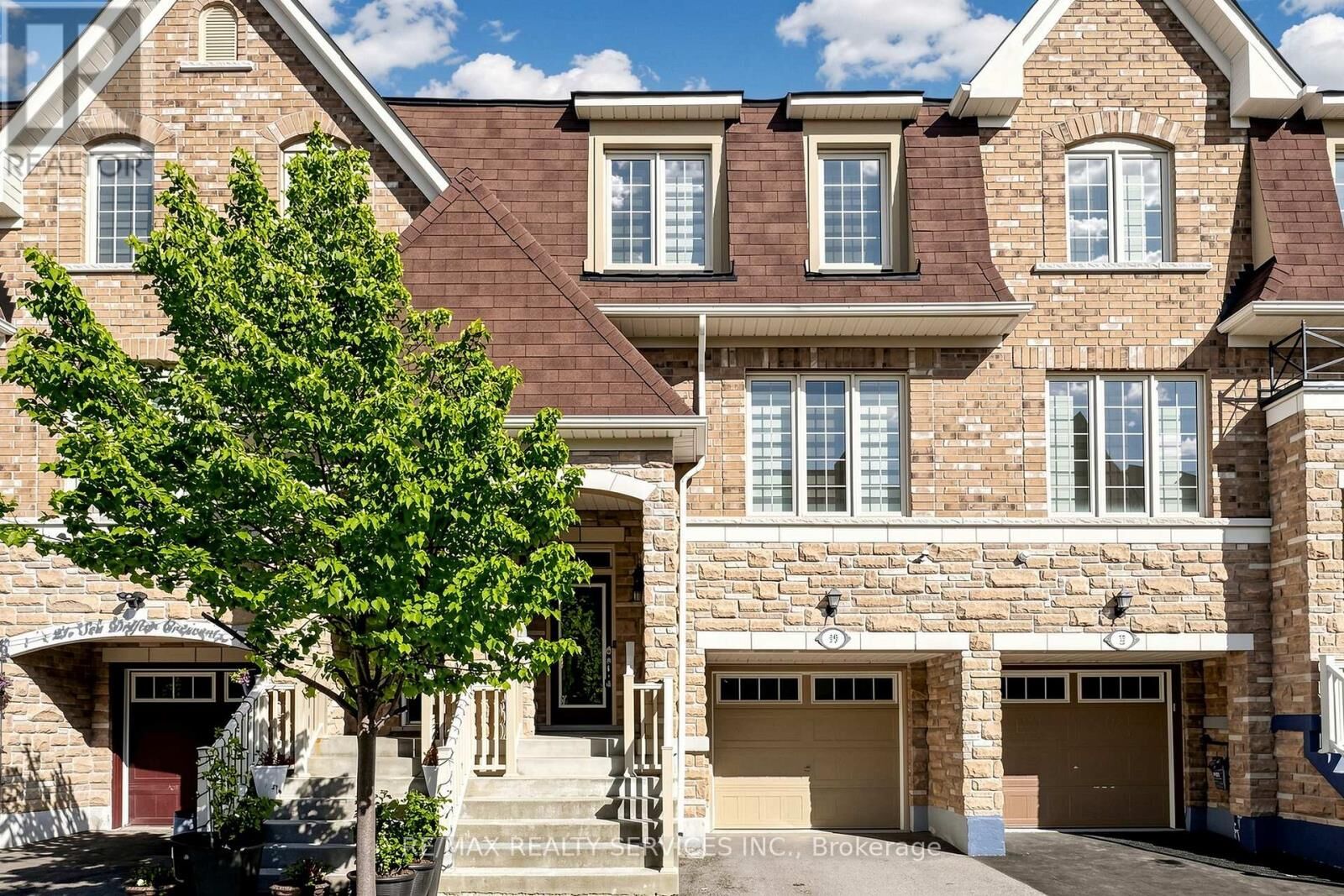 Property Photo: 19 Sea Drifter Crescent ON L6P 2S1