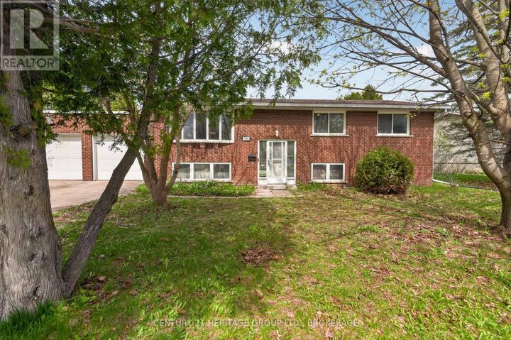 Property Photo:  706 High Gate Park Drive  ON K7M 5Z9 