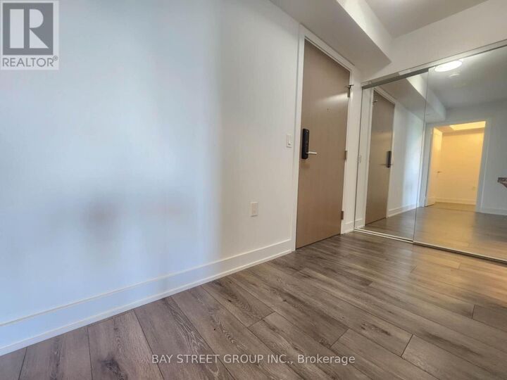 Property Photo: 585 Bloor Street East 2024 ON M4W 0B3