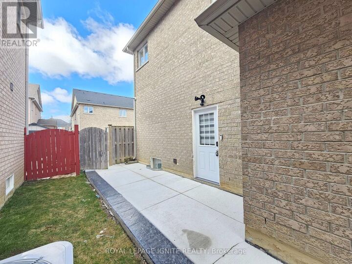 Property Photo:  6 Timmins Street  ON L6R 0S5 