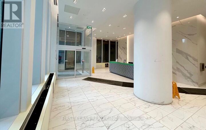 Property Photo:  230 Simcoe Street 2512  ON M7A 1X8 