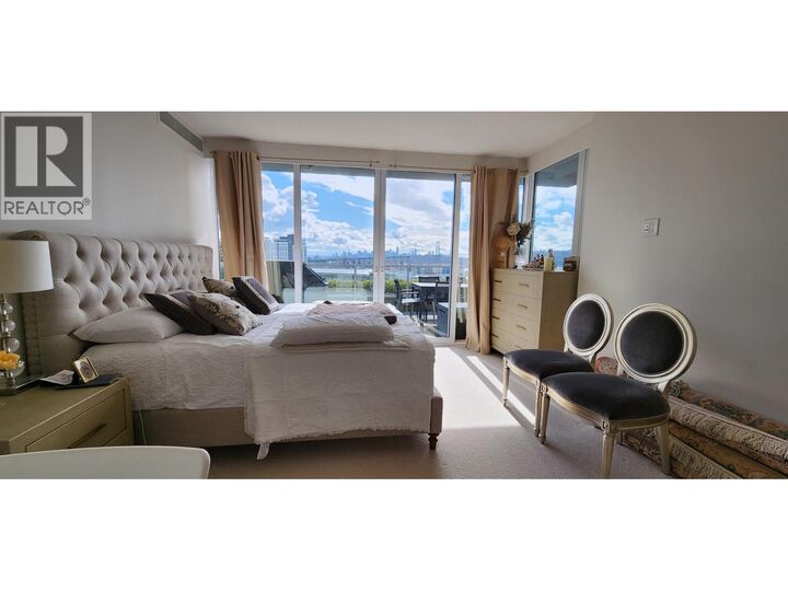 Property Photo: 876 Keith 851 Calverhall St Road 402 BC V7T 1M3