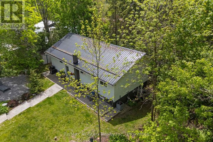 Property Photo:  52 Concession Road  ON K0M 1N0 