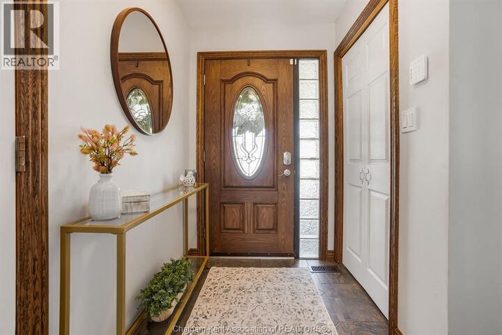 Property Photo: 106 University Drive ON N7L 4V5