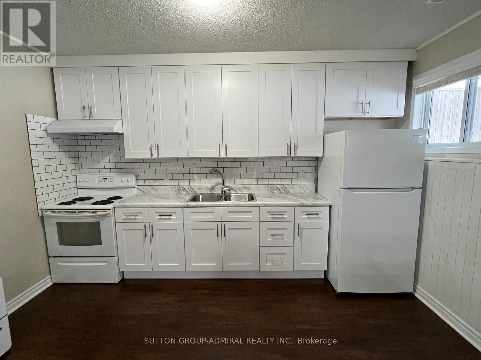 Property Photo: 104 Helena Street ON L9Z 1R1