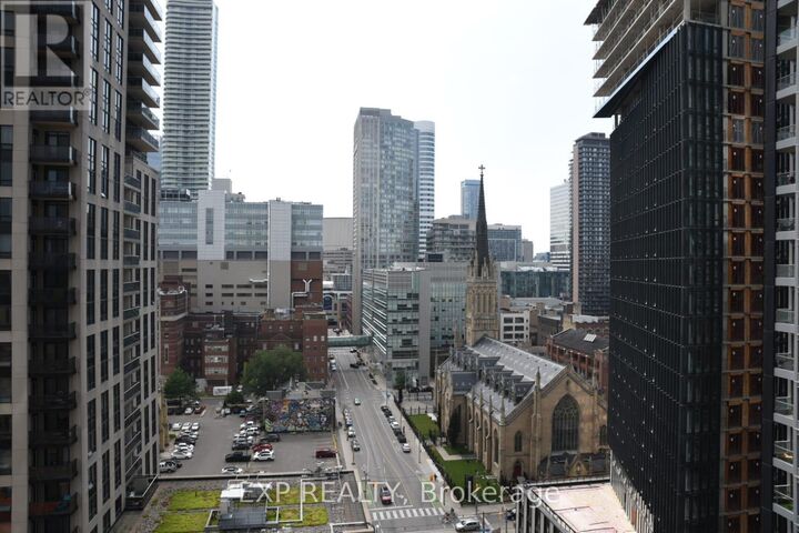 Property Photo:  77 Shuter Street 1813  ON M5B 0B8 