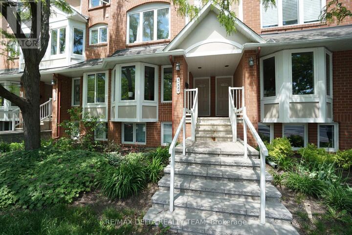 Property Photo: 7-525 Lisgar Street ON K1R 5H4