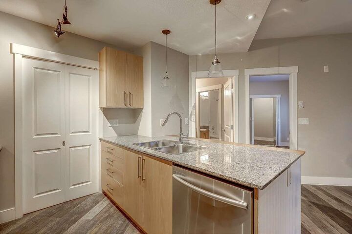 Property Photo: 2943 Nelson Place 107 BC V2S 0C8
