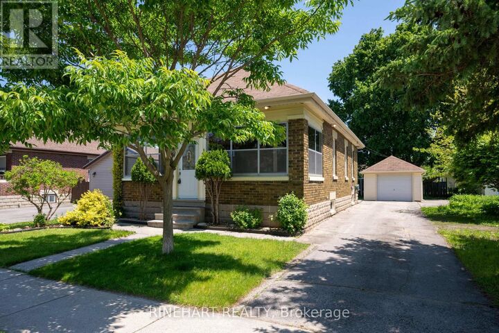 Property Photo:  352 Edmonton Street  ON N5W 4Y5 