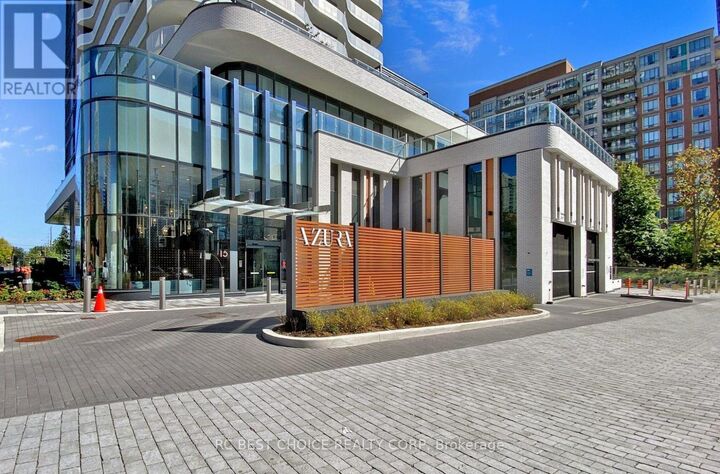Property Photo: 15 Holmes Avenue 3012 ON M2N 0L4