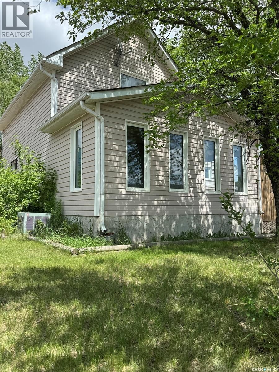 Photo de la propriété:  237 Perkins Street  SK S4A 0C3 