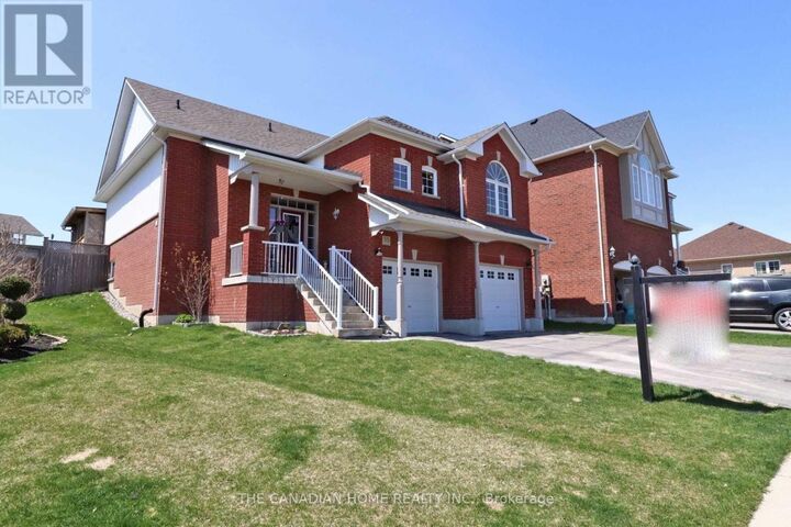 Property Photo:  35 Cousins Street  ON L1E 3K4 