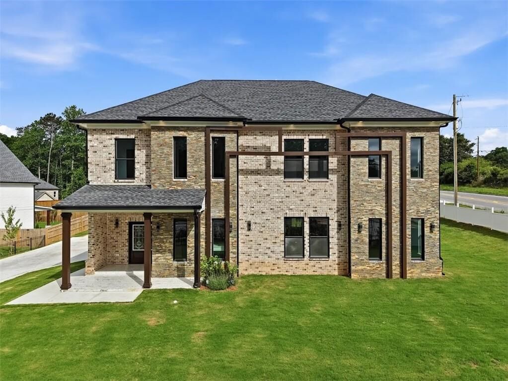 Property Photo: 1515 Grayson Parkway GA 30017
