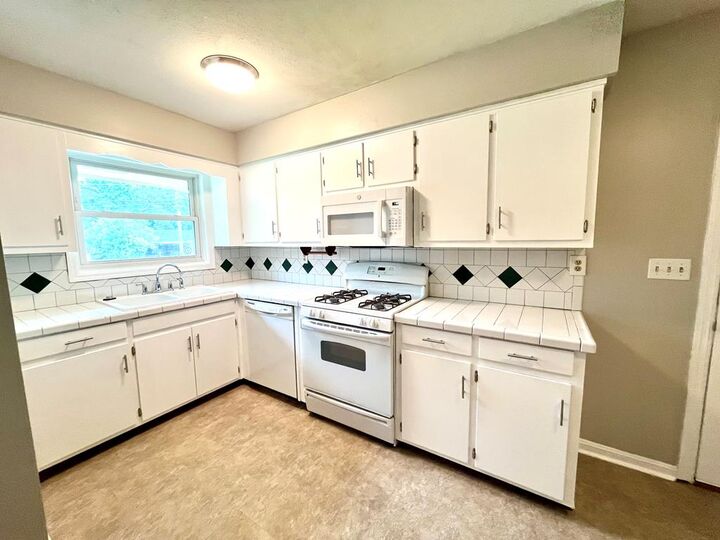 Property Photo:  4732 Delfair Drive  GA 31907 