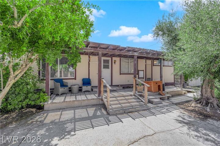 Property Photo: 601 West Street NV 89048