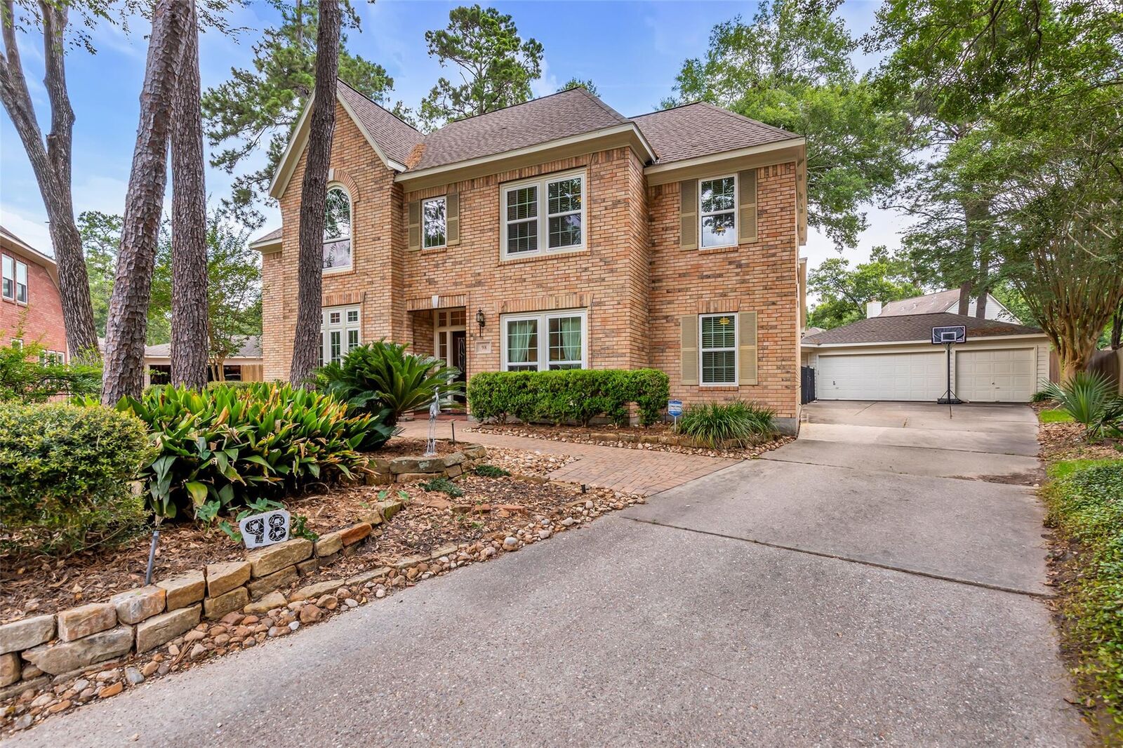 Property Photo:  98 Winding Creek Place  TX 77381 
