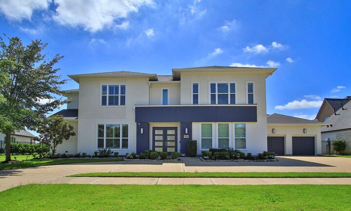 Property Photo: 28518 Hoffman Spring Lane TX 77441