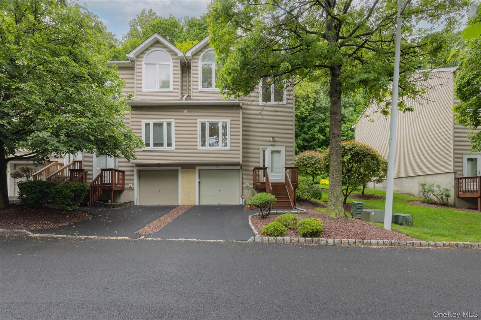 Property Photo:  138 Foltim Way  NY 10920 