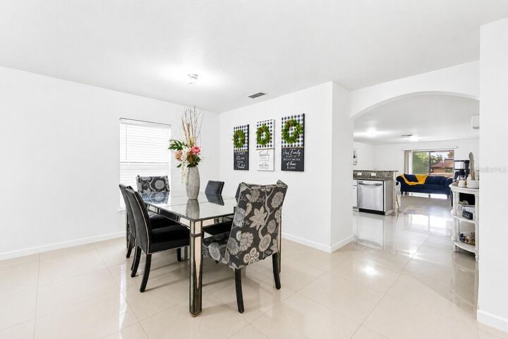 Property Photo:  631 Swallowtail Drive  FL 33844 