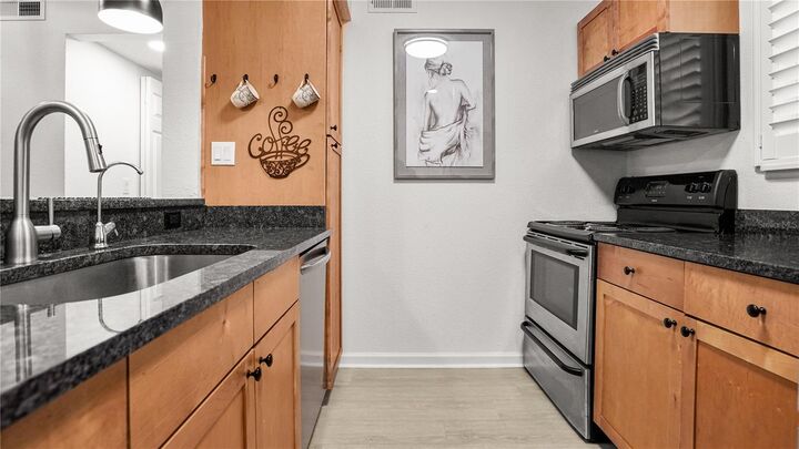 Property Photo:  2500 Winding Creek Boulevard I205  FL 33761 