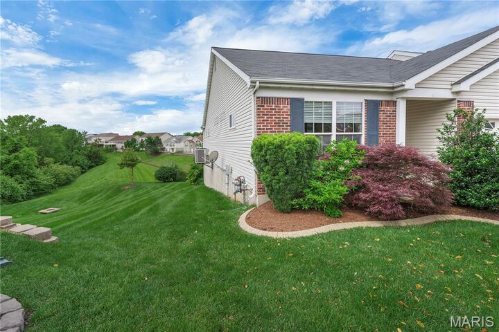 Property Photo:  449 Prevot Avenue  MO 63303 