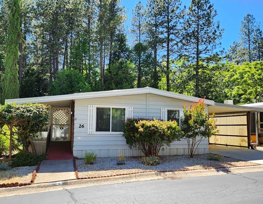 Property Photo: 26 Primrose Lane CA 95945