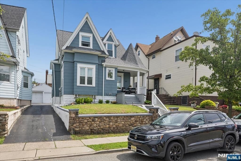 Property Photo:  277 Grove Street  NJ 07073 