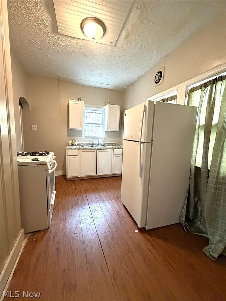 Property Photo:  7216 Brinsmade Avenue  OH 44102 