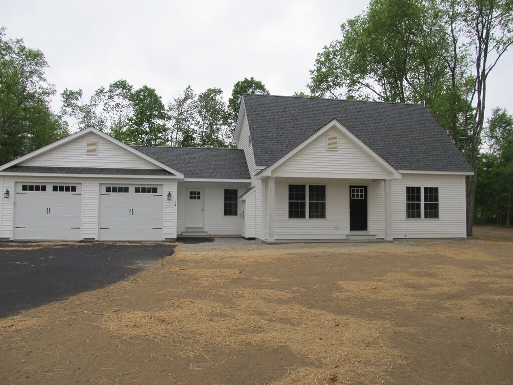 Property Photo:  8 Asheley Avenue  NH 03451 