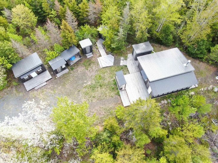 604 Lansdowne Road — photo 1